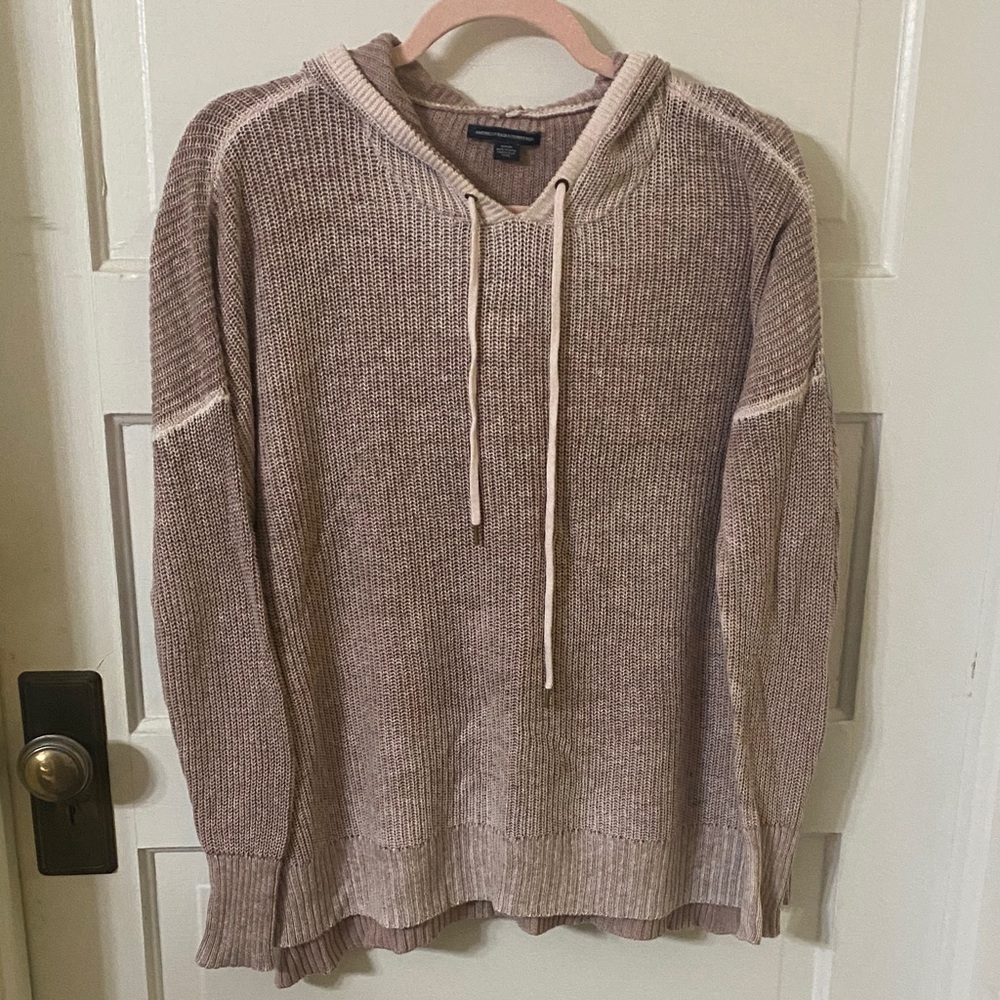 American Eagle Outfitters V-Neck Beige Sweater with Hoodie
